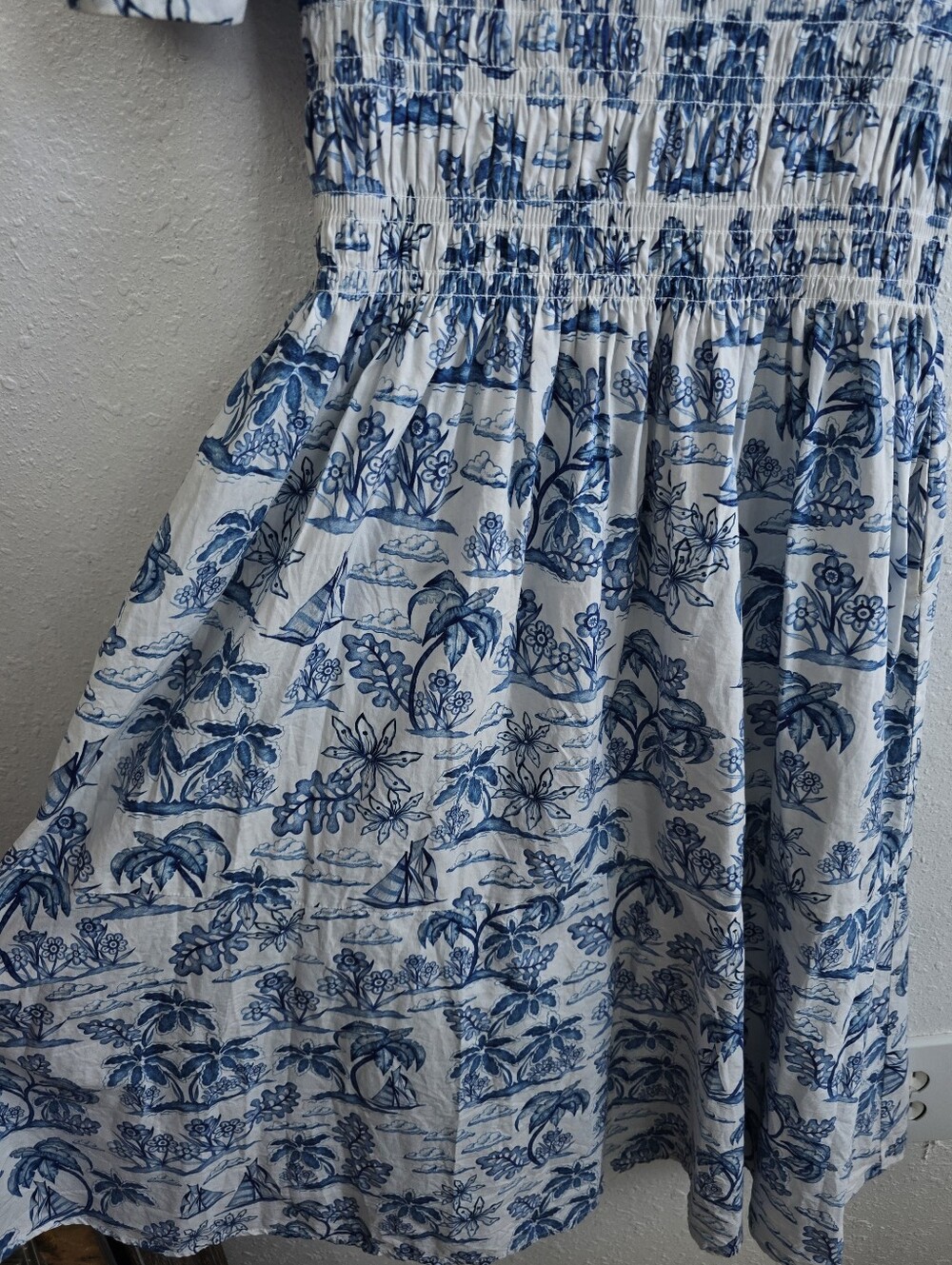 Jessie Zhao Leandra Blue Smocked V Neck Puff-Sleeve Midi Dress sz 2 - Picture 8 of 11